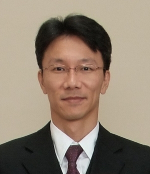 Prof. Takeshi MAKI