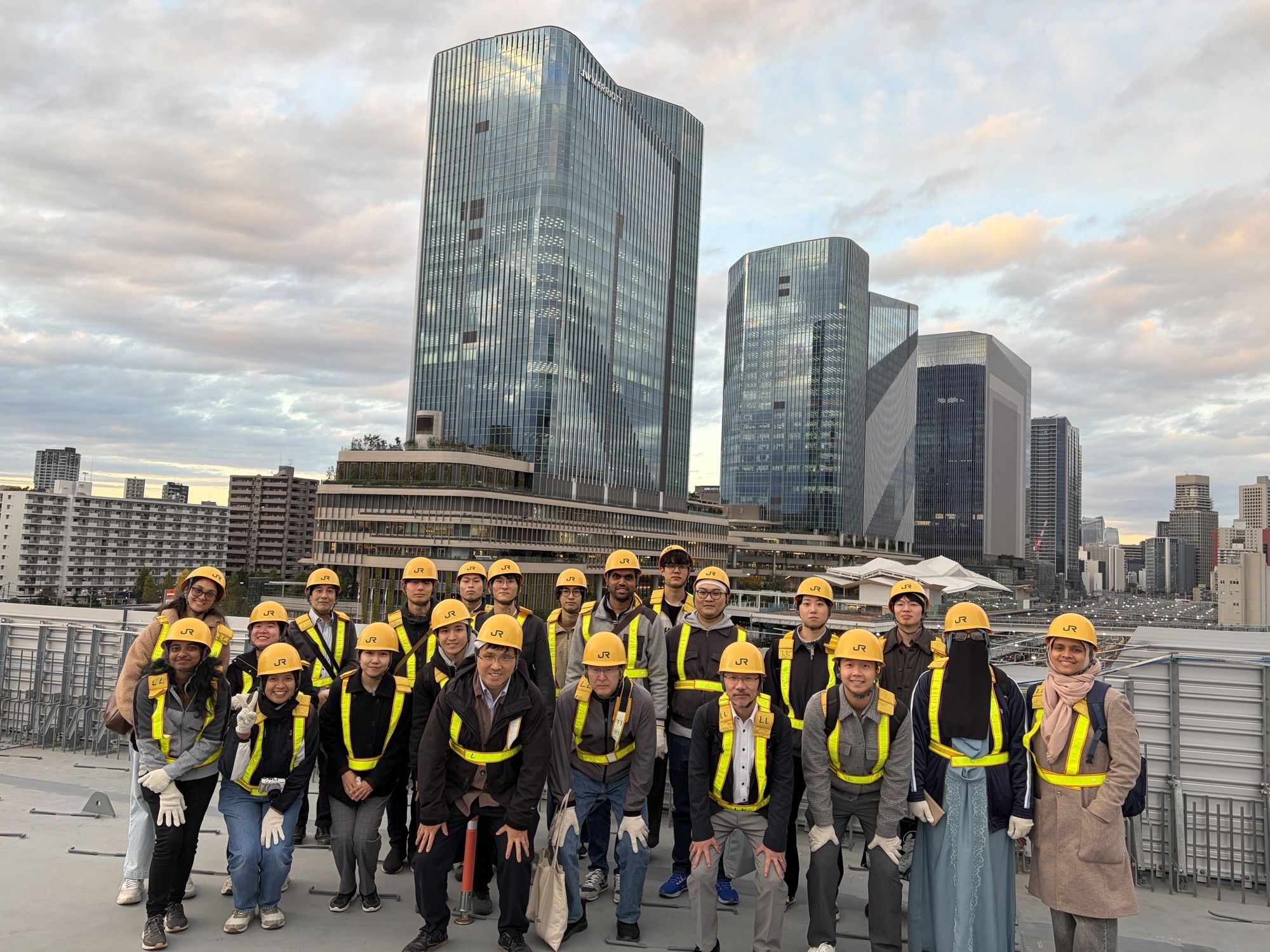 We visited a construction site at Shinagawa Station
